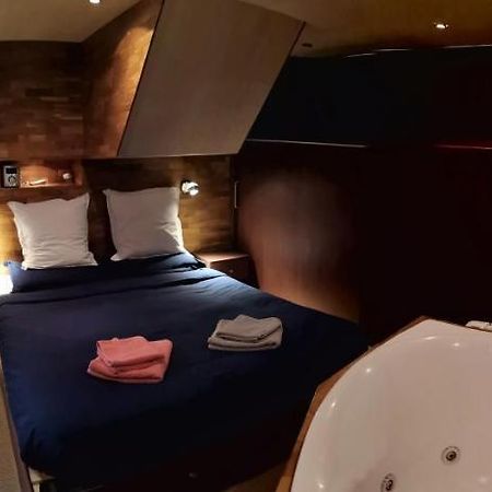 Le Bateau Ivre Hotel Бордо Екстериор снимка