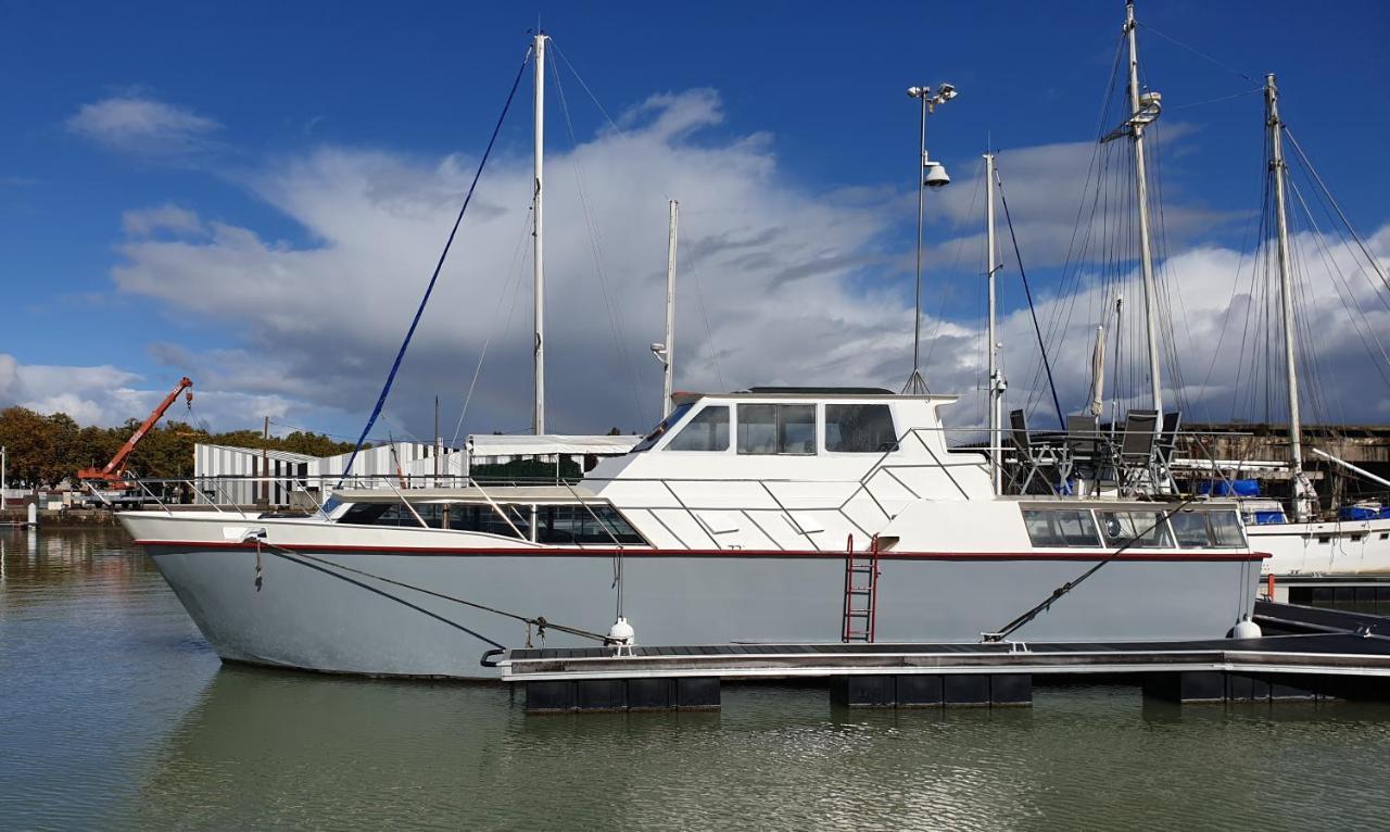 Le Bateau Ivre Hotel Бордо Екстериор снимка