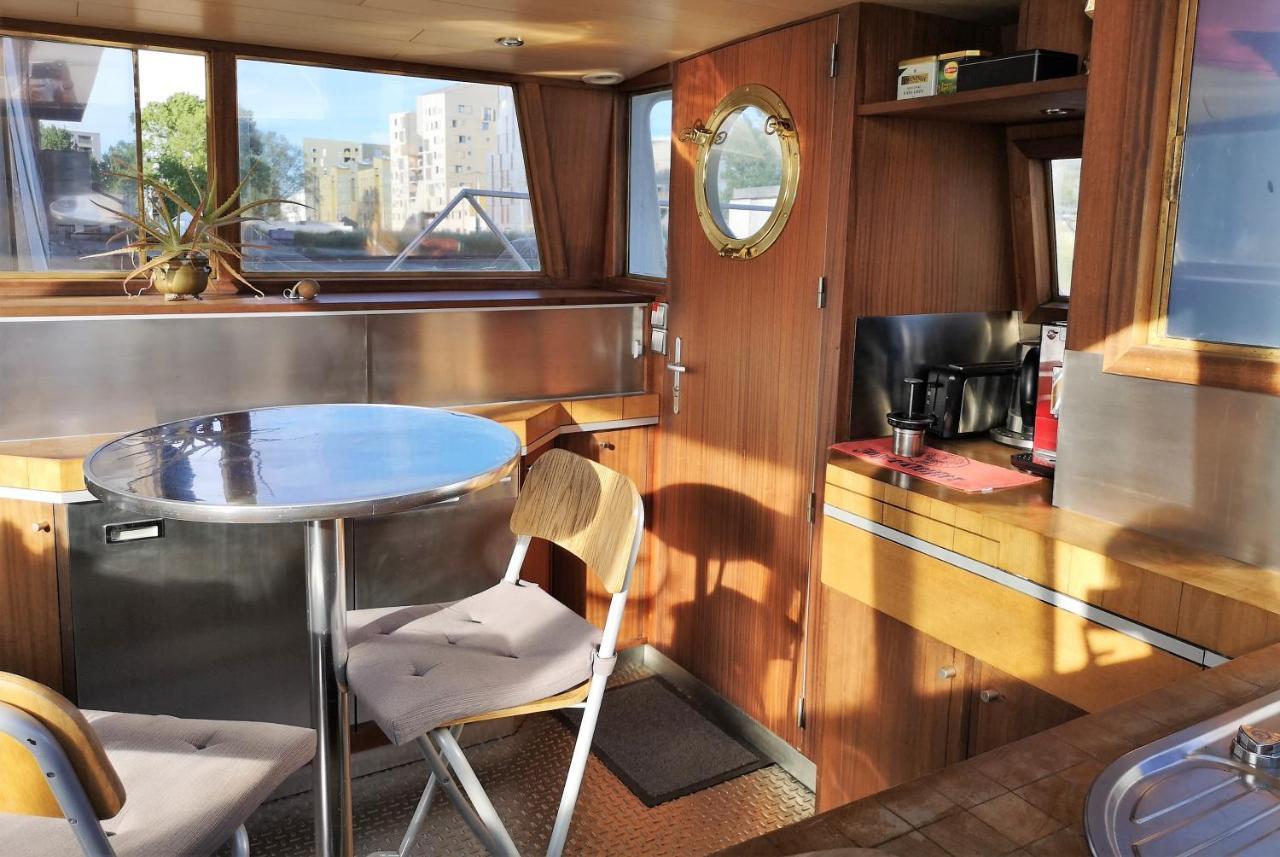 Le Bateau Ivre Hotel Бордо Екстериор снимка