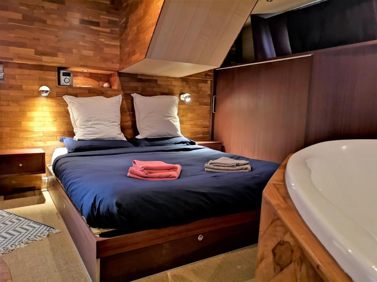 Le Bateau Ivre Hotel Бордо Екстериор снимка
